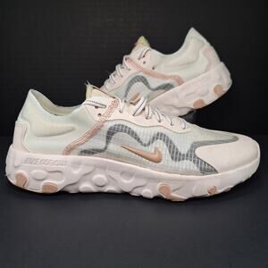 Nike Renew Lucent Light Soft Pink Athletic Shoes BQ4152-601 Women's Size 8.5